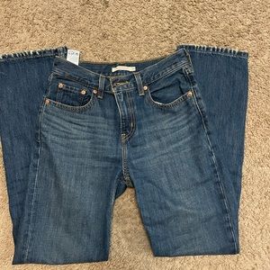 levi low pro jeans
